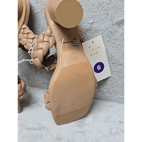 A New Day Womens Sandals Heeled size 6 slip on - Picture 6 of 10